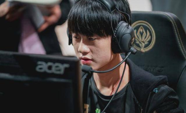 LOL历史上的今天——IG打出SKT黑历史1557